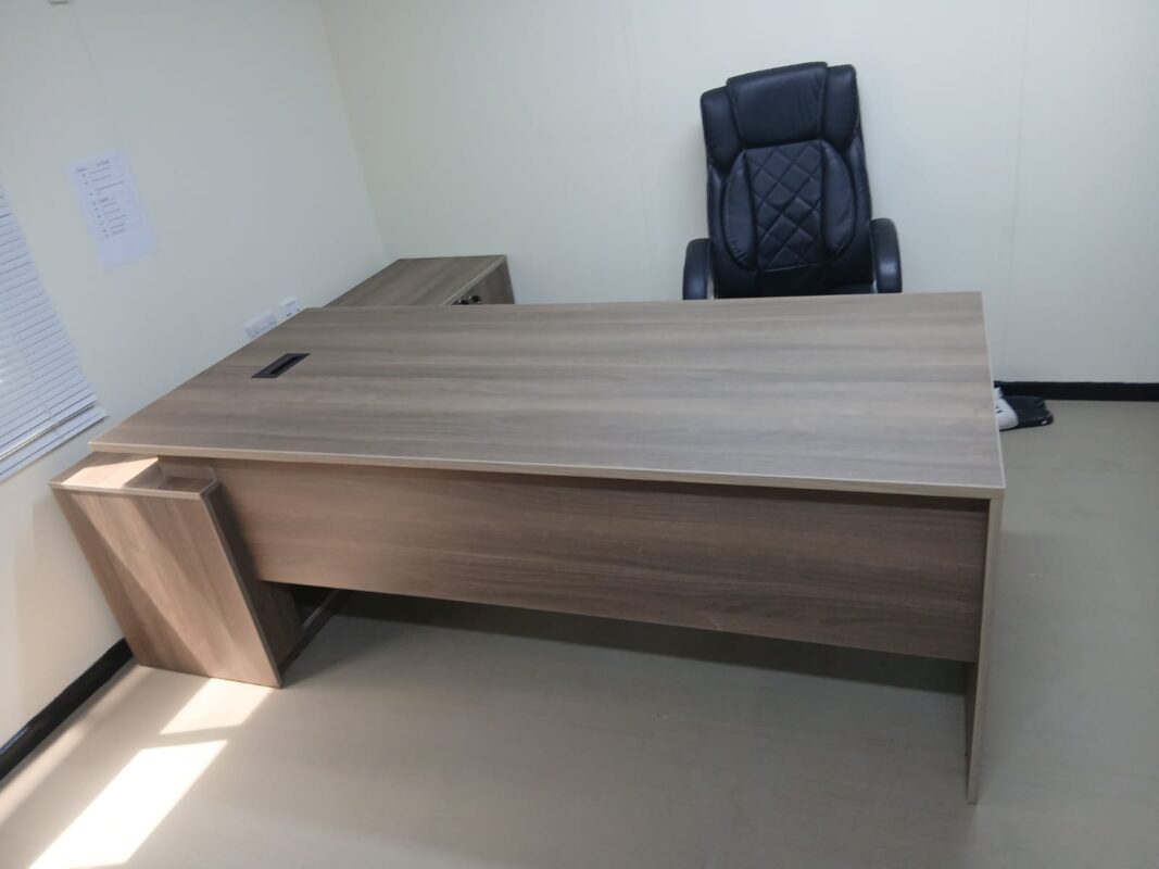 Custom executive office desk with storage supplied by Desk Craft